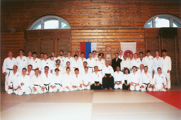 Cеминар ханси Тэрада в Санкт-Петербурге совместно с инструкторами из Санкт-Петербурга и Москвы в 2001 году